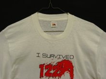 他の写真1: 90'S I SURVIVED 122° シングルステッチ 半袖 Tシャツ ホワイト USA製 (DEADSTOCK)