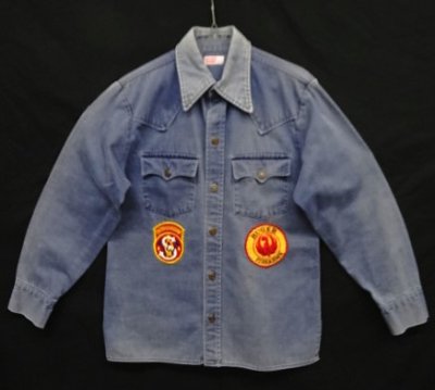 画像1: 70'S LEVIS ワッペン付き モールスキンシャツ フェードネイビー (VINTAGE)