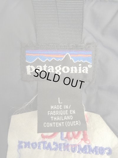 画像2: 02'S PATAGONIA "MIC COMMUNICATIONS" 中綿入り パフボールベスト ブラック (VINTAGE)