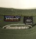 画像2: 90'S PATAGONIA オーバルロゴ刺繍入り フリース クルーネック オリーブ USA製 (VINTAGE) (2)