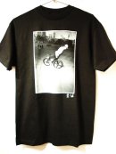 画像: HUF x MASH 「T-shirt」 入荷しました。