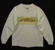 画像1: 90'S WILLIAM WEGMAN "LYING DOG" FOTOFOLIO製 長袖 Tシャツ ホワイト USA製 (VINTAGE)