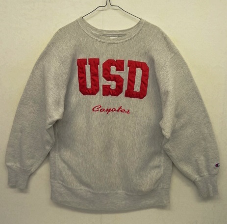 画像: 90'S CHAMPION "USD COYOTES" 刺繍タグ リバースウィーブ グレー USA製 (VINTAGE) 「Sweat Shirt」 入荷しました。