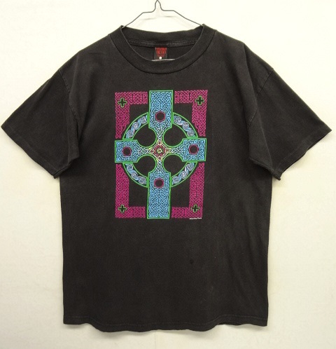 画像: 90'S FASHION VICTIM "COURTNEY DAVIS" シングルステッチ 半袖 Tシャツ ブラック USA製 (VINTAGE) 「T-Shirt」 入荷しました。