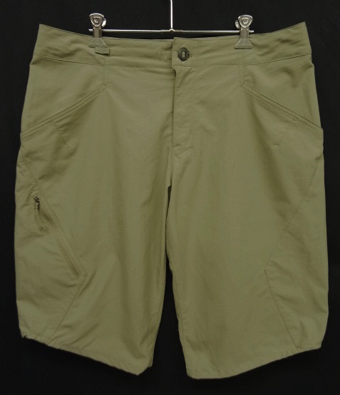 画像: PATAGONIA ”WORN WEAR" ナイロン ショーツ KHAKI (USED) 「Shorts」 入荷しました。