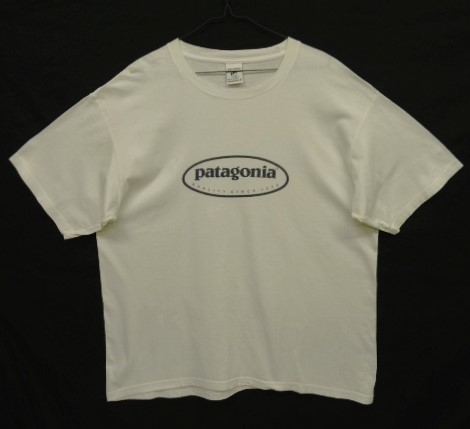 画像: 90'S PATAGONIA "BENEFICIAL T'S" 染み込みプリント オーバルロゴ 半袖 Tシャツ ホワイト (VINTAGE) 「T-Shirt」 入荷しました。