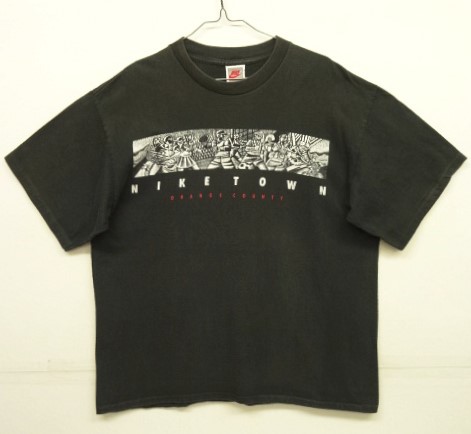 画像: 90'S NIKE "NIKE TOWN" 銀タグ シングルステッチ 半袖 Tシャツ ブラック USA製 (VINTAGE) 「T-Shirt」 入荷しました。