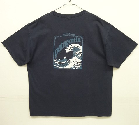 画像: 90'S PATAGONIA 北斎波プリント BENEFICIAL T'S 半袖Tシャツ ネイビー USA製 (VINTAGE) 「T-Shirt」 入荷しました。