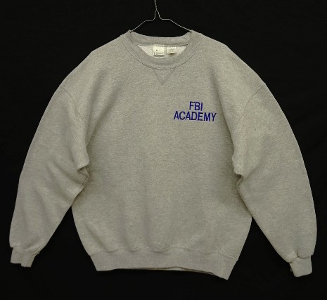 画像: FBI ACADEMY "M.J.SOFFE製" 前Vガゼット付き スウェットシャツ グレー USA製 (VINTAGE) 「Sweat Shirt」 入荷しました。