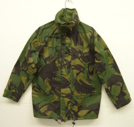 画像: イギリス軍 フード収納 ナイロンジャケット DPMカモ (VINTAGE) 「Jacket」 入荷しました。