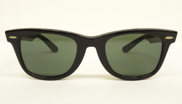 画像: 80'S B&L ボシュロム製 RAY-BAN "WAYFARER" サングラス ブラック USA製 (VINTAGE) 「Accessorie」入荷しました。