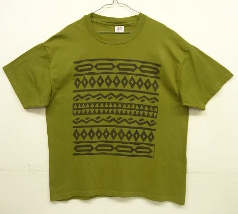 画像: 90'S FIRST WORLD ART INC シングルステッチ 染み込みプリント 半袖 Tシャツ オリーブ USA製 (VINTAGE) 「T-Shirt」入荷しました。