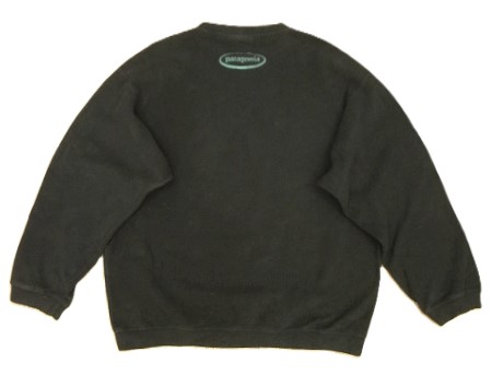 画像: 90'S PATAGONIA オーバルロゴ刺繍入り フリース クルーネック ブラック USA製 (VINTAGE) 「Sweat Shirt」入荷しました。