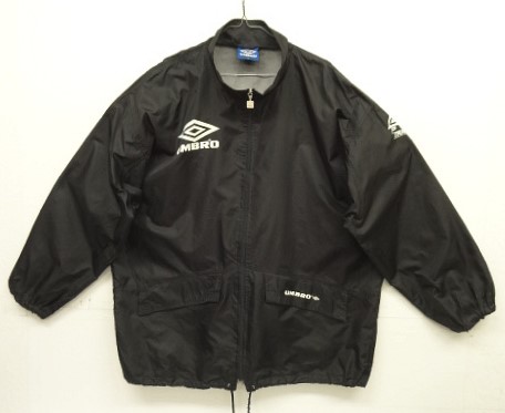 画像: UMBRO バックプリント入り ナイロンジャケット ブラック (VINTAGE) 「Jacket」入荷しました。