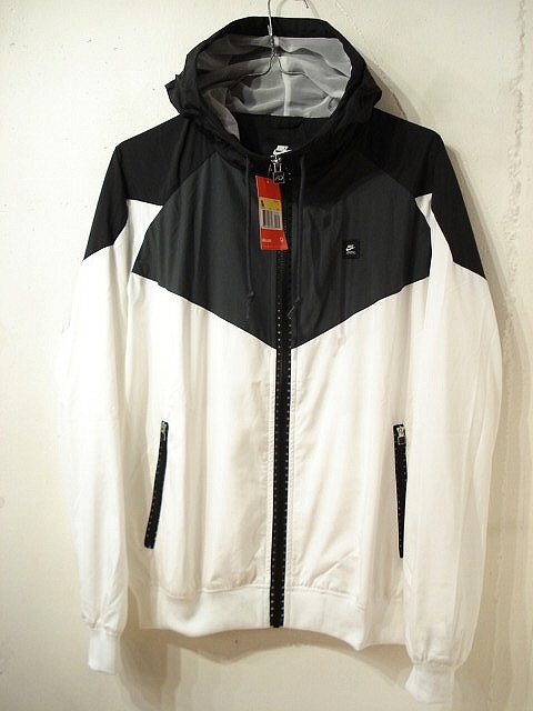 画像: NIKE windrunner 「jacket」 入荷しました。