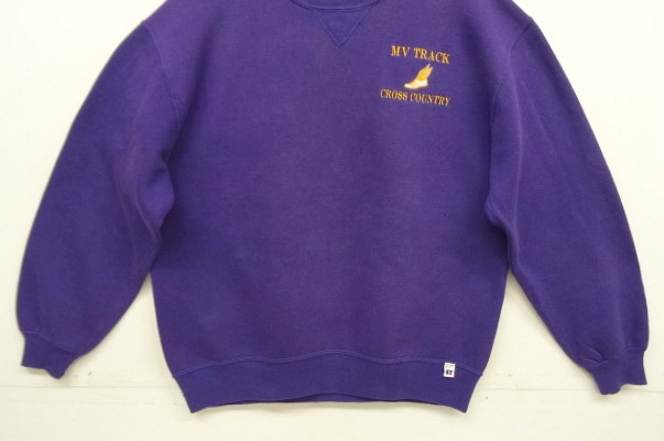 画像: 90'S RUSSELL ATHLETIC "ウイングフット" 前Vガゼット付き クルーネック スウェットシャツ グレープ USA製 (VINTAGE)